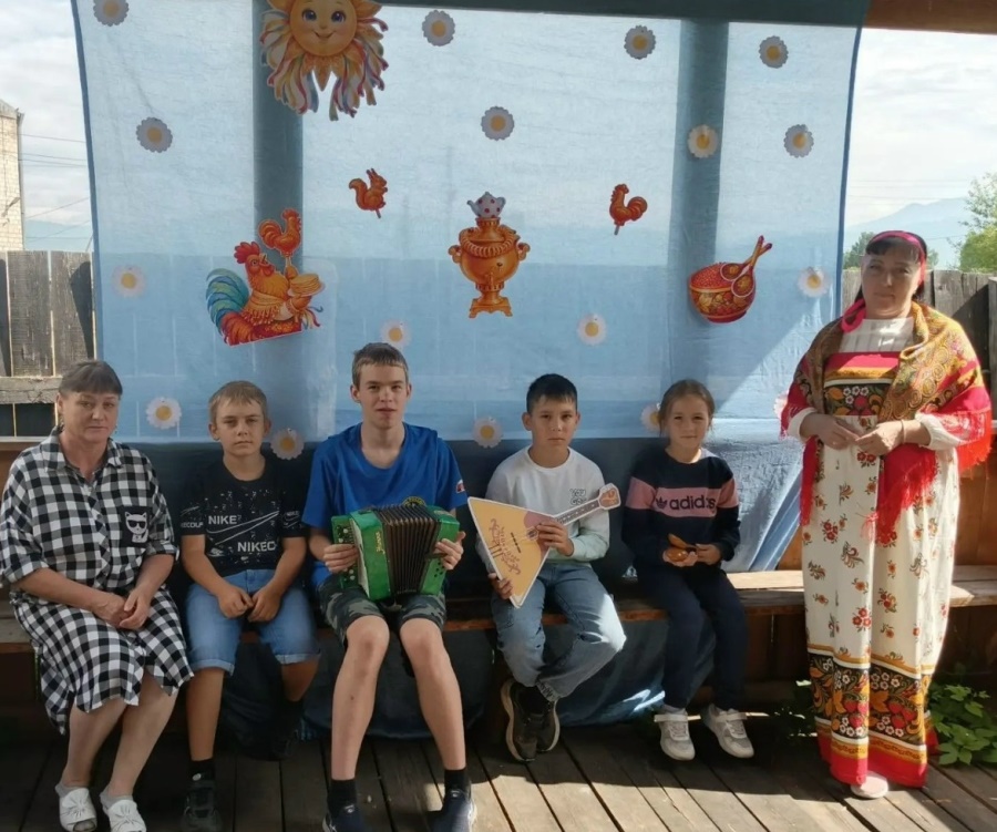 День фольклора в Верхнеусинской библиотеке